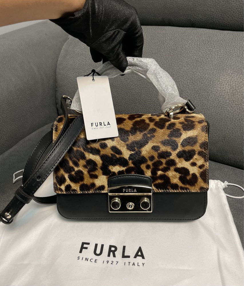 Furla Metropolis чанта с животински леопардов принт