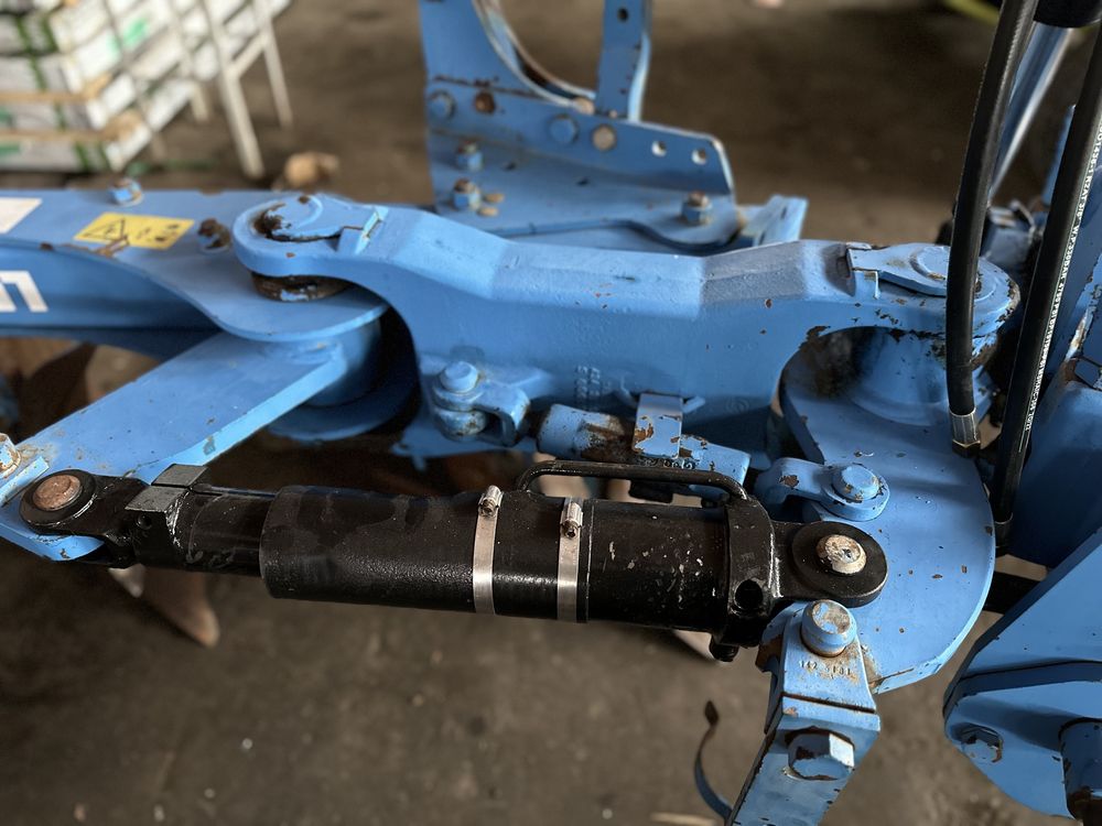 Lemken Europal 7. 4+1 keldi shoshiling