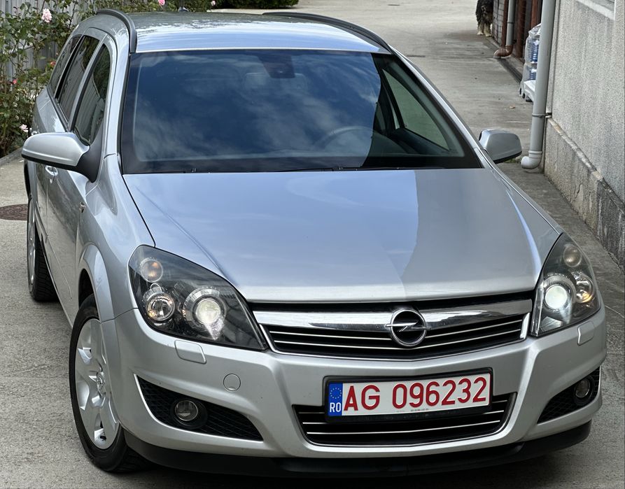Opel Astra 1.7 diesel 110 cp *2009*Xenon*Navi*