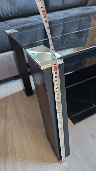 Стъклена холска маса