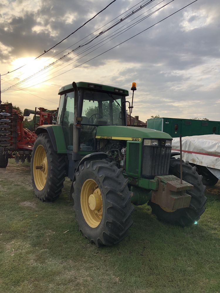 John Deere 7810 USA