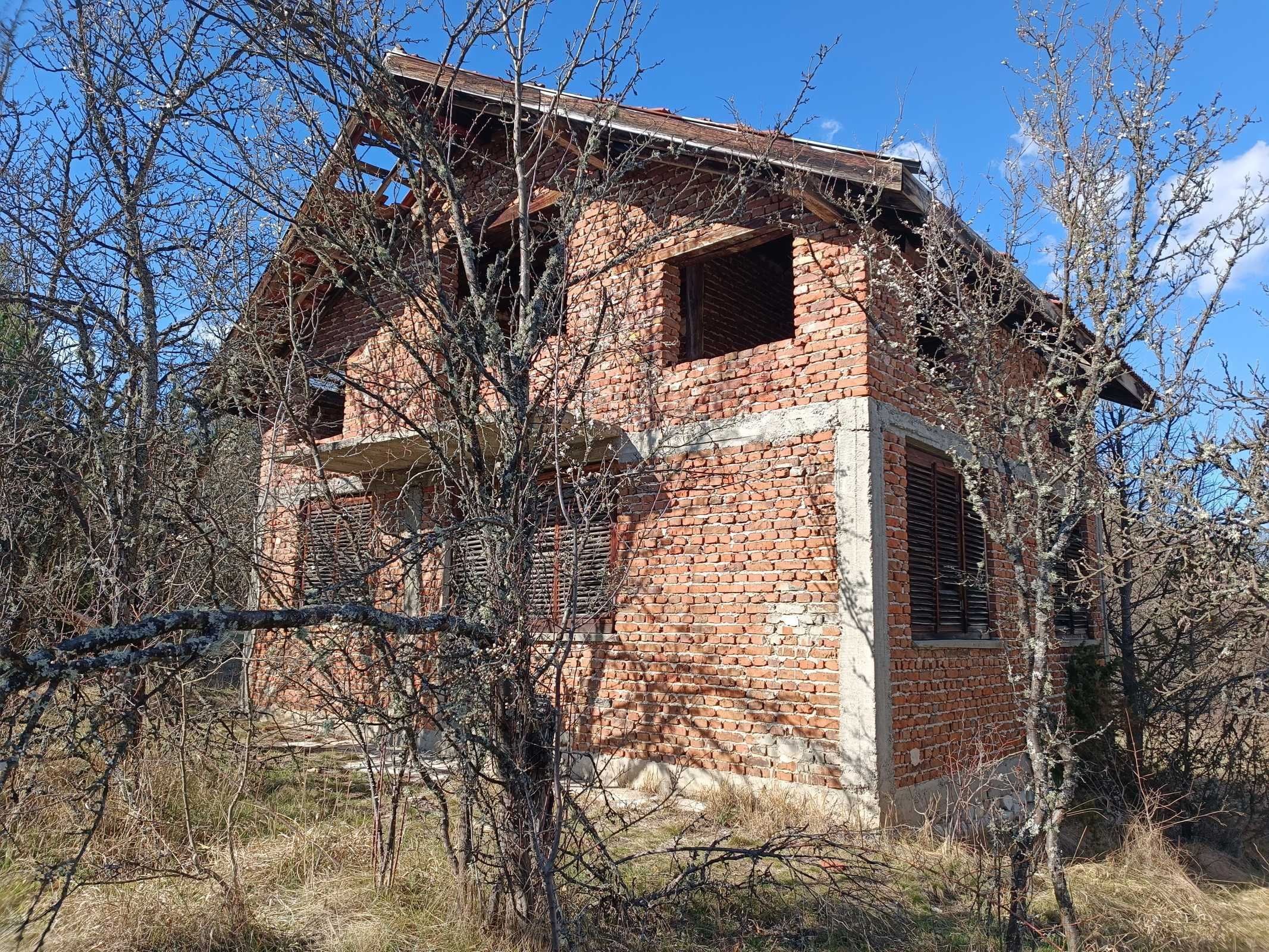 Къща в Пазарджик, област-гр.Велинград площ 100 цена 18500