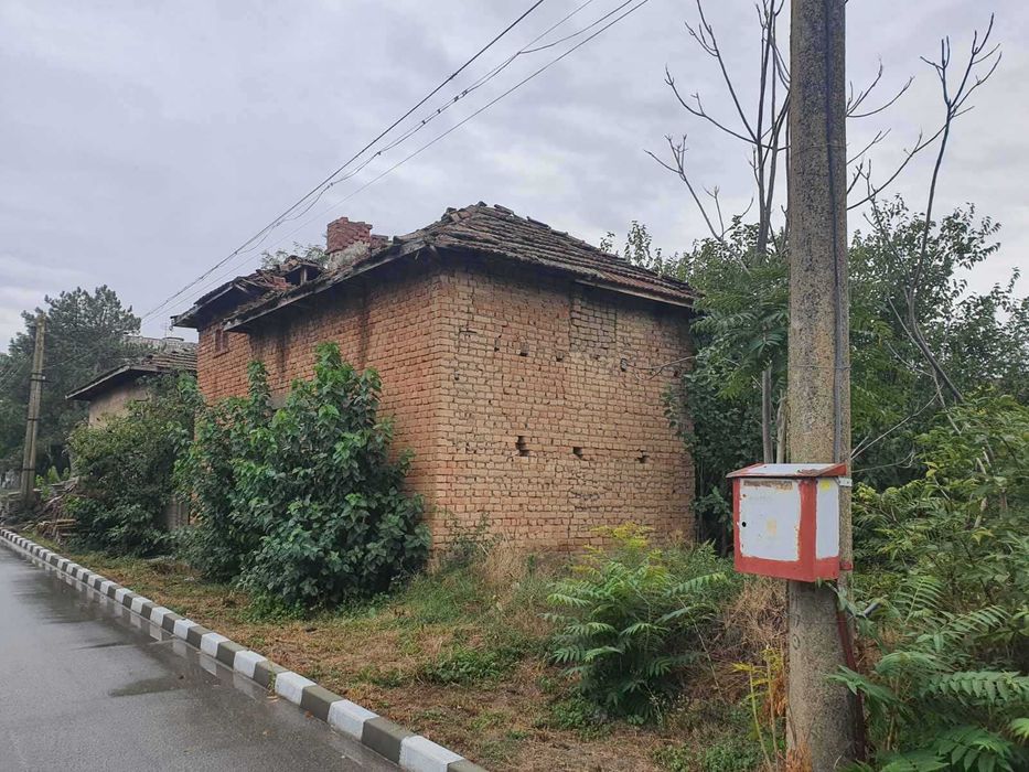 КЪЩА в с. Новачане