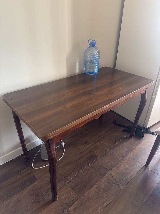 Продам Кухонный стол