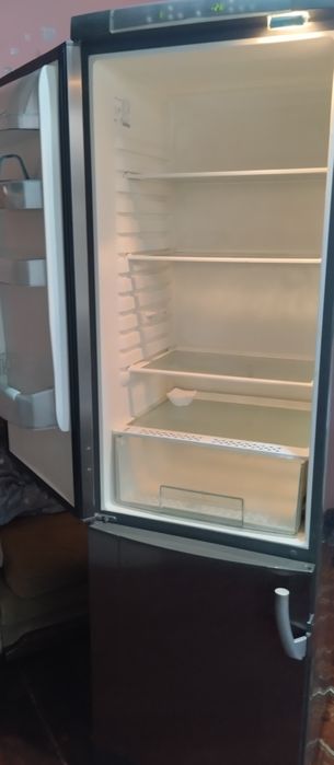 Холодильник Электролюкс