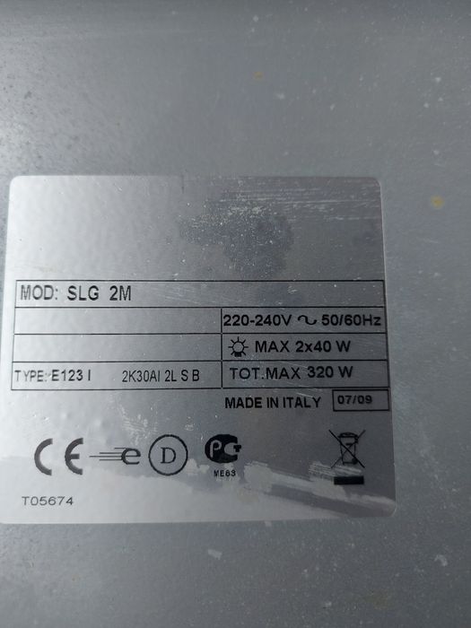 Продавам италиански аспиратор с два  мотора  дъл.60см на шир.30см