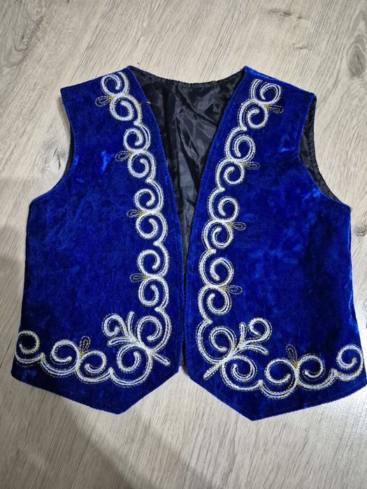 Жилетка (национальная одежда)