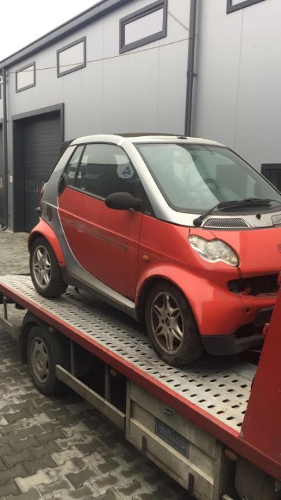 Dezmembram Smart Cabrio 600 benzina,an fabr. 2002
