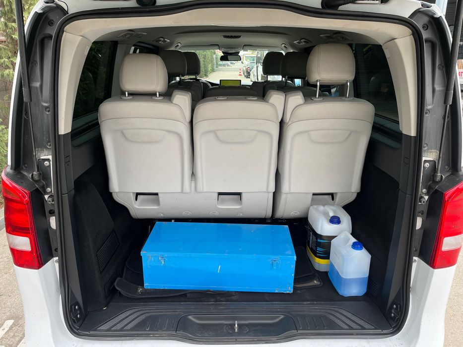 De vânzare Mercedes V class de persoane privat