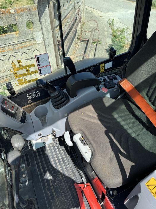 Kubota u27-4 2017