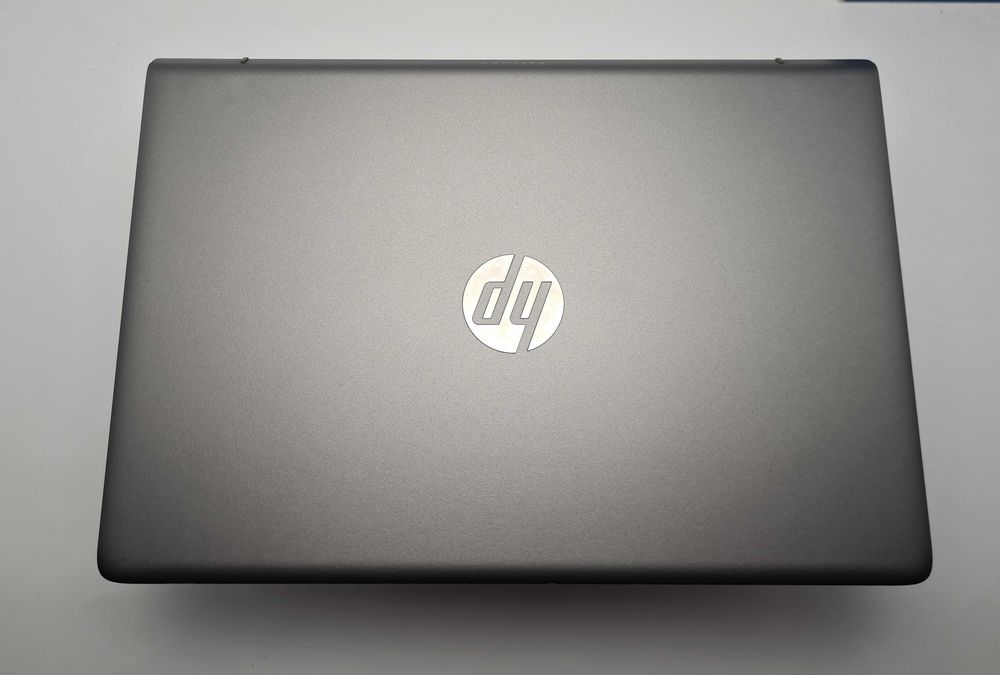 HP Pavilion 14-BF018NF  i5 7200U/8GB/256SSD/FHD/Подсветка