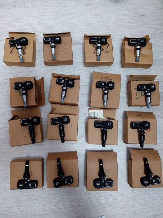 Valve metalice cu senzori de presiùne universale