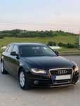Audi A4 b8 S-line 2009 2.0 diesel