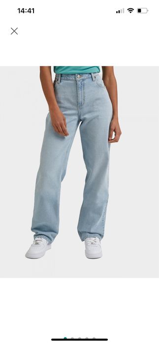 Фирменные женские джинсы