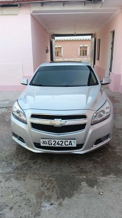 Malibu 1 2-pozitsiya lyukli sotiladi