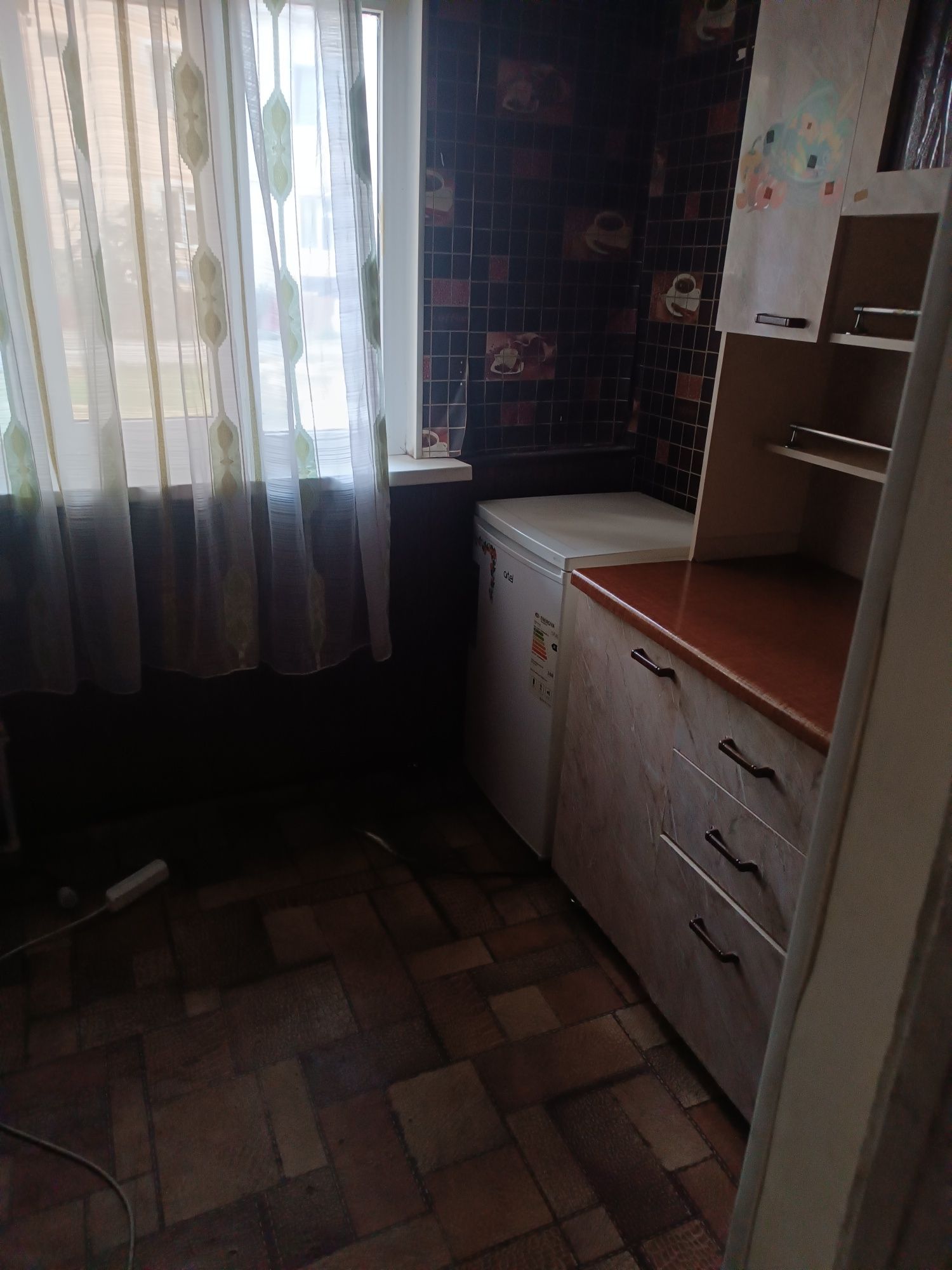 Срочно сдаётся квартира двухкомнатная трёх сделанные без маклера