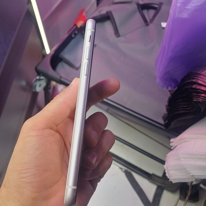 srochno iphone 11 zapchastga ideal xolati tuzatsa boladi