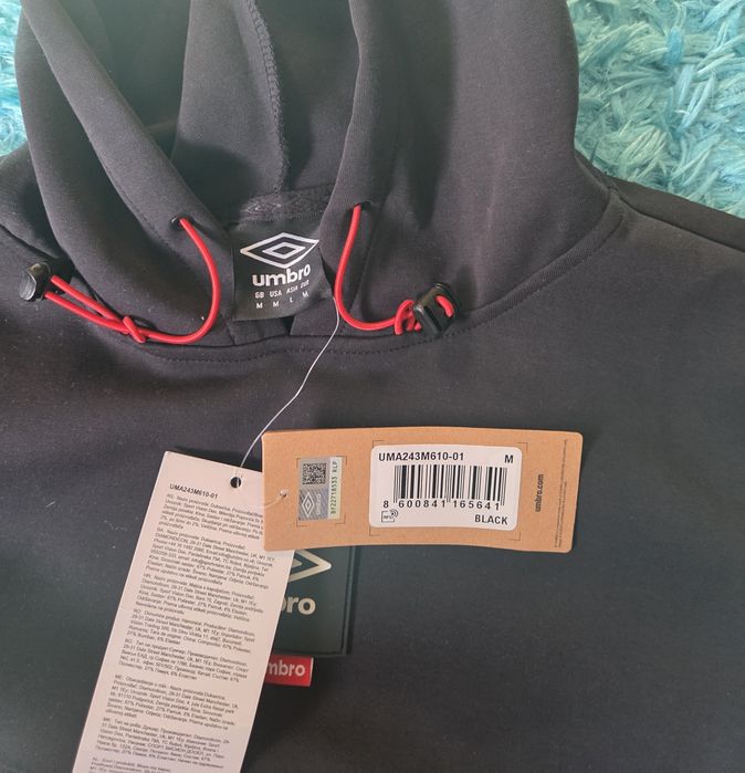 Суичър с Качулка Umbro (Черен).М размер.