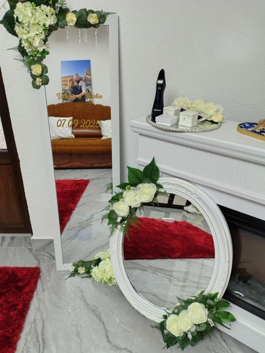 Vând 2 oglinzi pentru nuntă