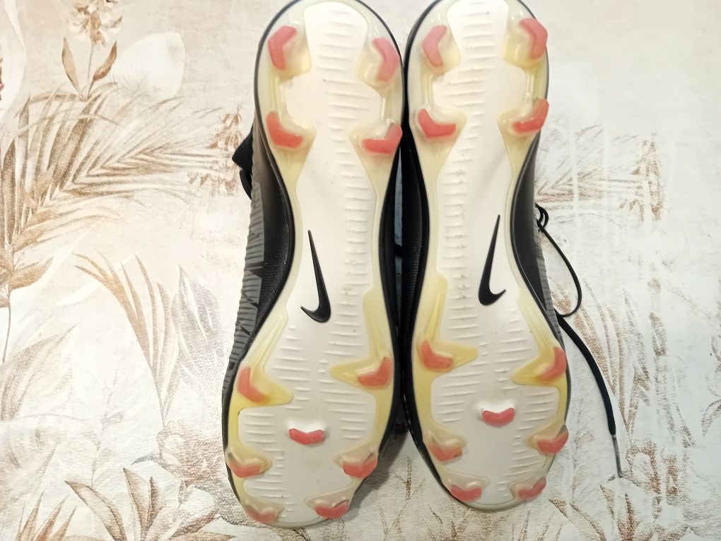 Найк mercurial-бутонки с чорап 40-41 номер