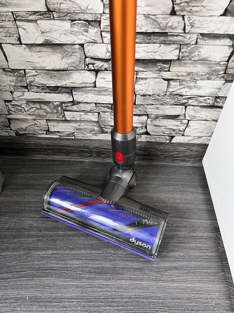 Dyson V8 Absolute