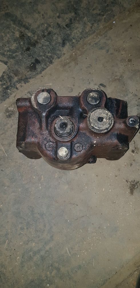 Mecanism echilibrare greutati vibratii motor U550, U640