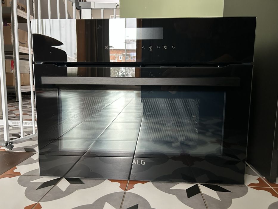 Микровълнова и Грил компактна фурна AEG