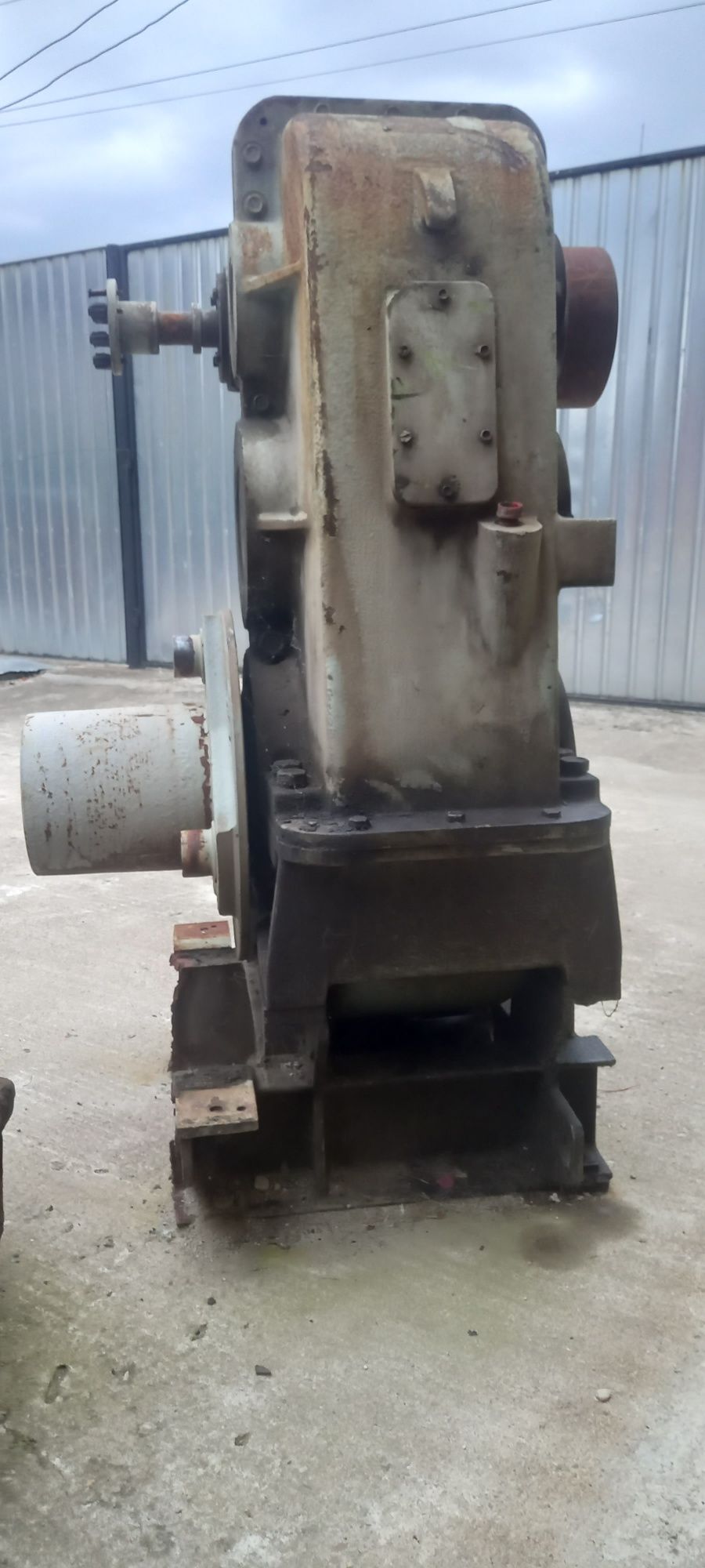 reductor macara Zemag 30 t / presa / troliu / concasor / balastieră...