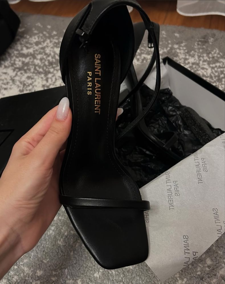 Sandale Ysl pe comanda