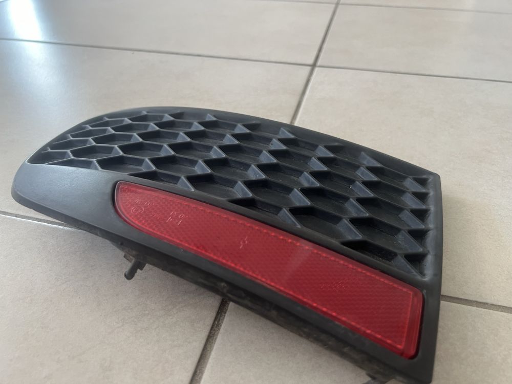 Рефлектор за лява задна броня за FIAT Punto 1999 - 2005