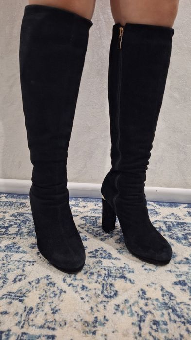 Продам женские сапоги, натуральная замша