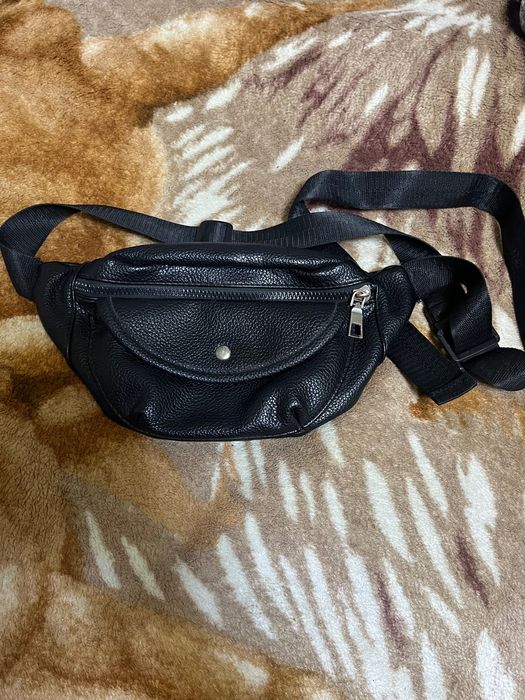 Продам поясную сумку