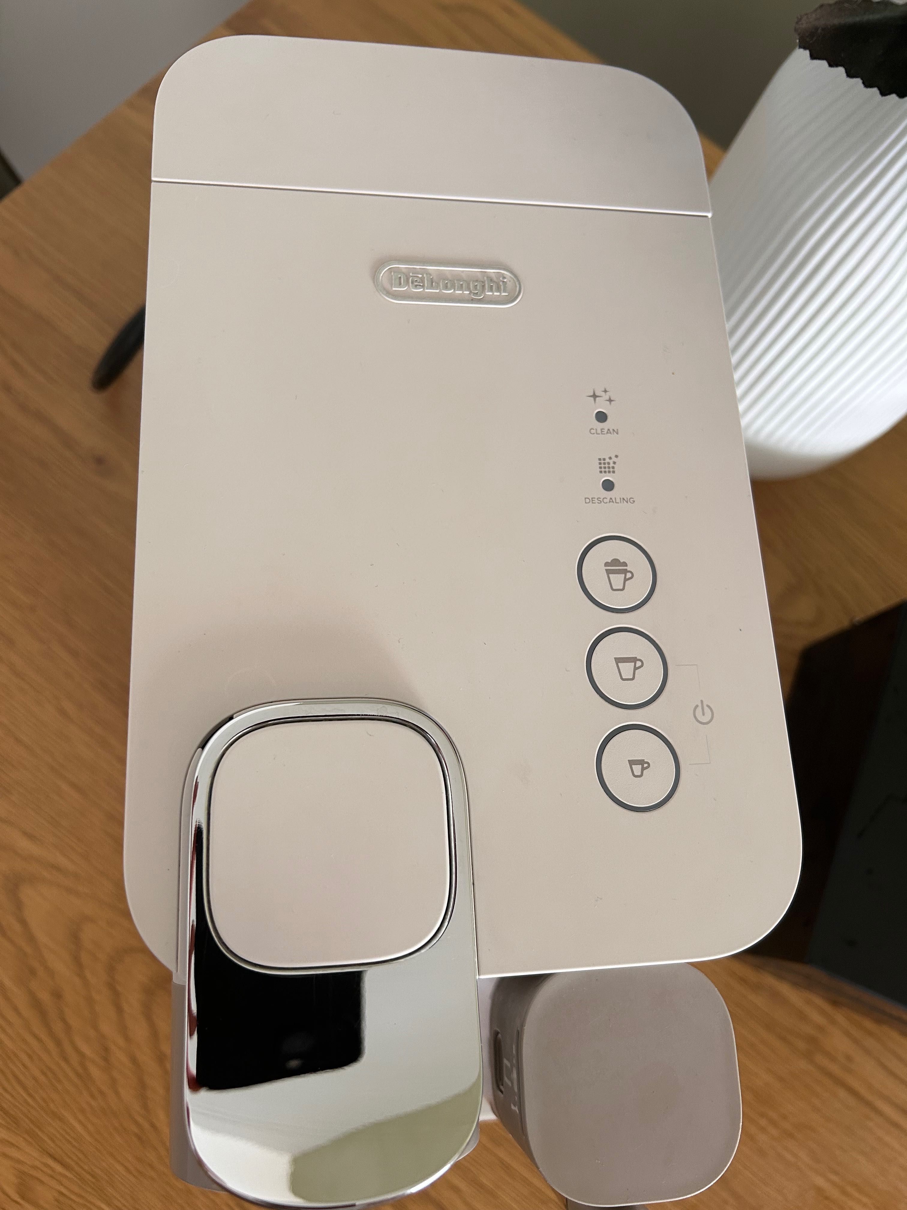 Espressor Nespresso, Lattissima One