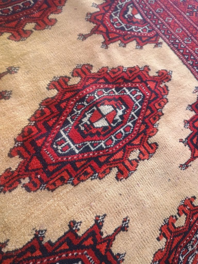 Страхотна пакистанска пътечка