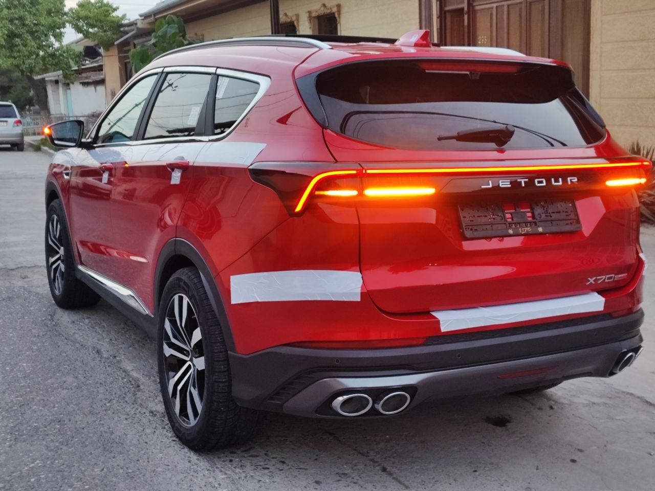 Jetour x70 plus car