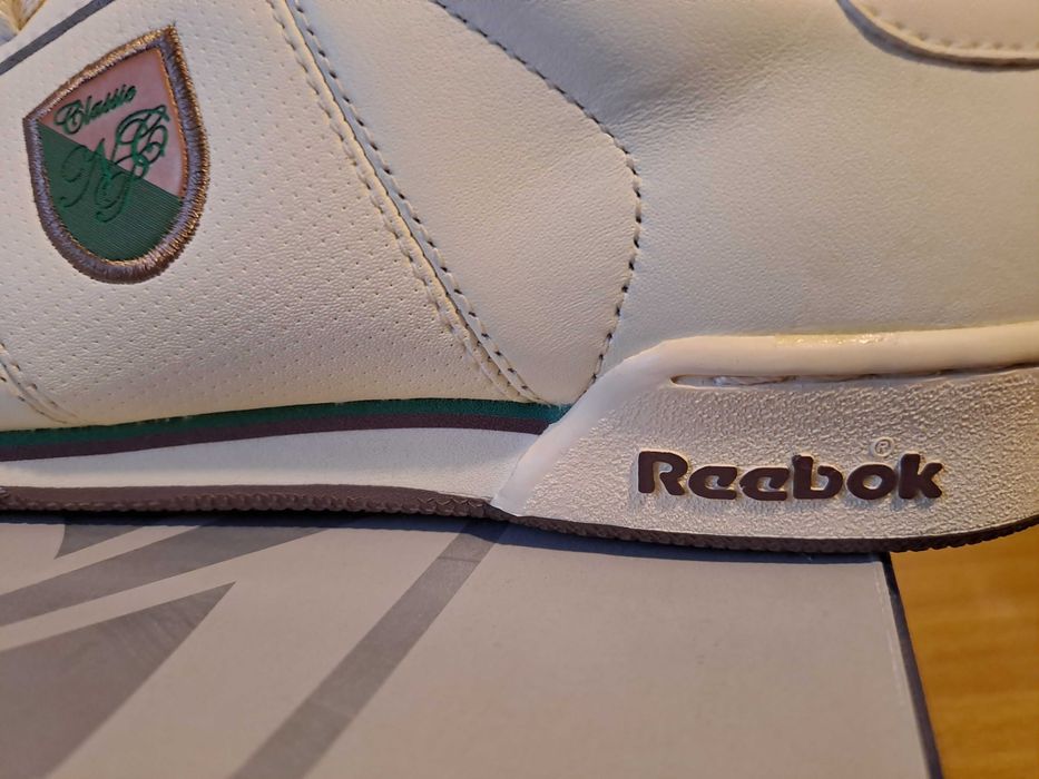 Pantofi sport Reebok piele naturala crem mar. 38.