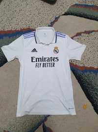 Чисто нова оригинална Домакинска футболна тениска на Real Madrid за се