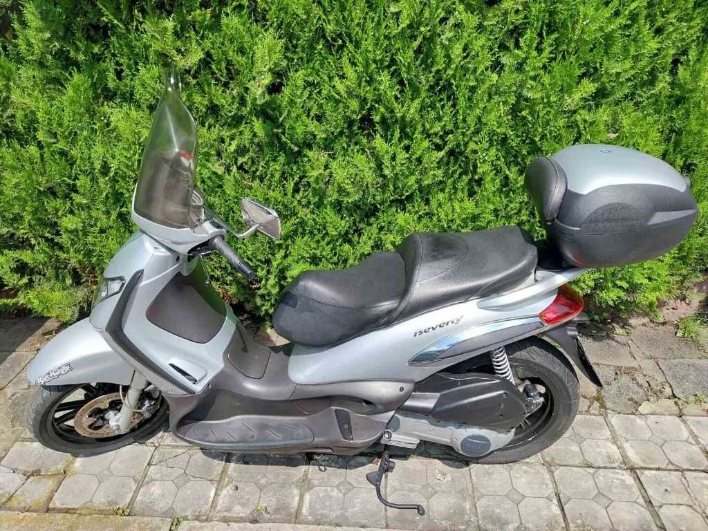 Piaggio Beverly 125