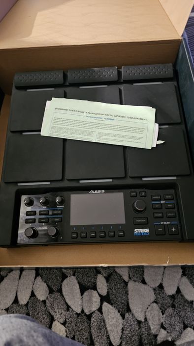 ALESIS strike multipad