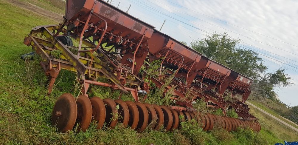 Продам сцепку из 4 сеялок