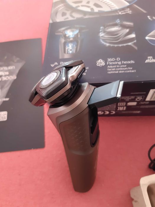 set aparat de ras philips series 5000 s5589/38 - nou