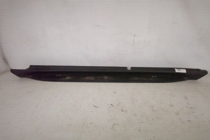 Ляв праг/странична стъпенка, оригинален, в добро състояние Мерцедес-Бе