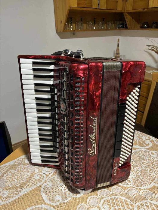 Acordeon Royal Standard Meteor 120 basi