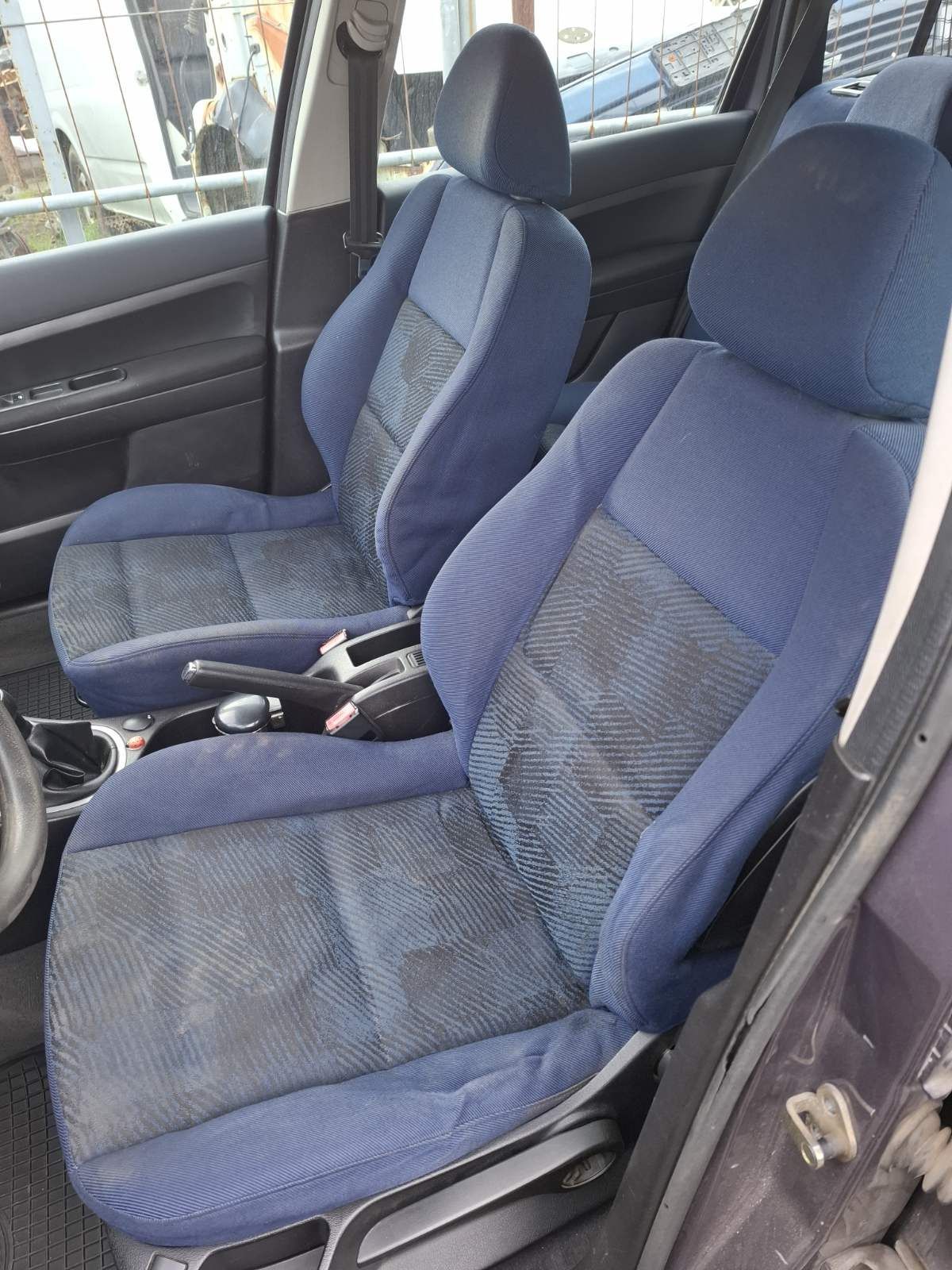 Peugeot 307 2.0 HDI 2003 година