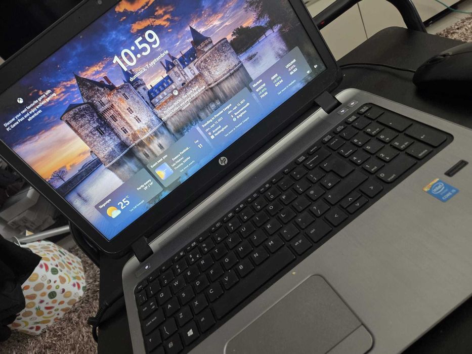 Laptop HP i5 16GB RAM, 1TB SSD,  Windows 11