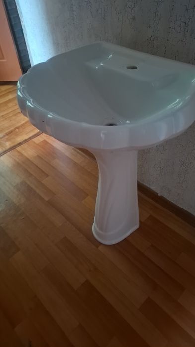 Продам раковину-ромашка