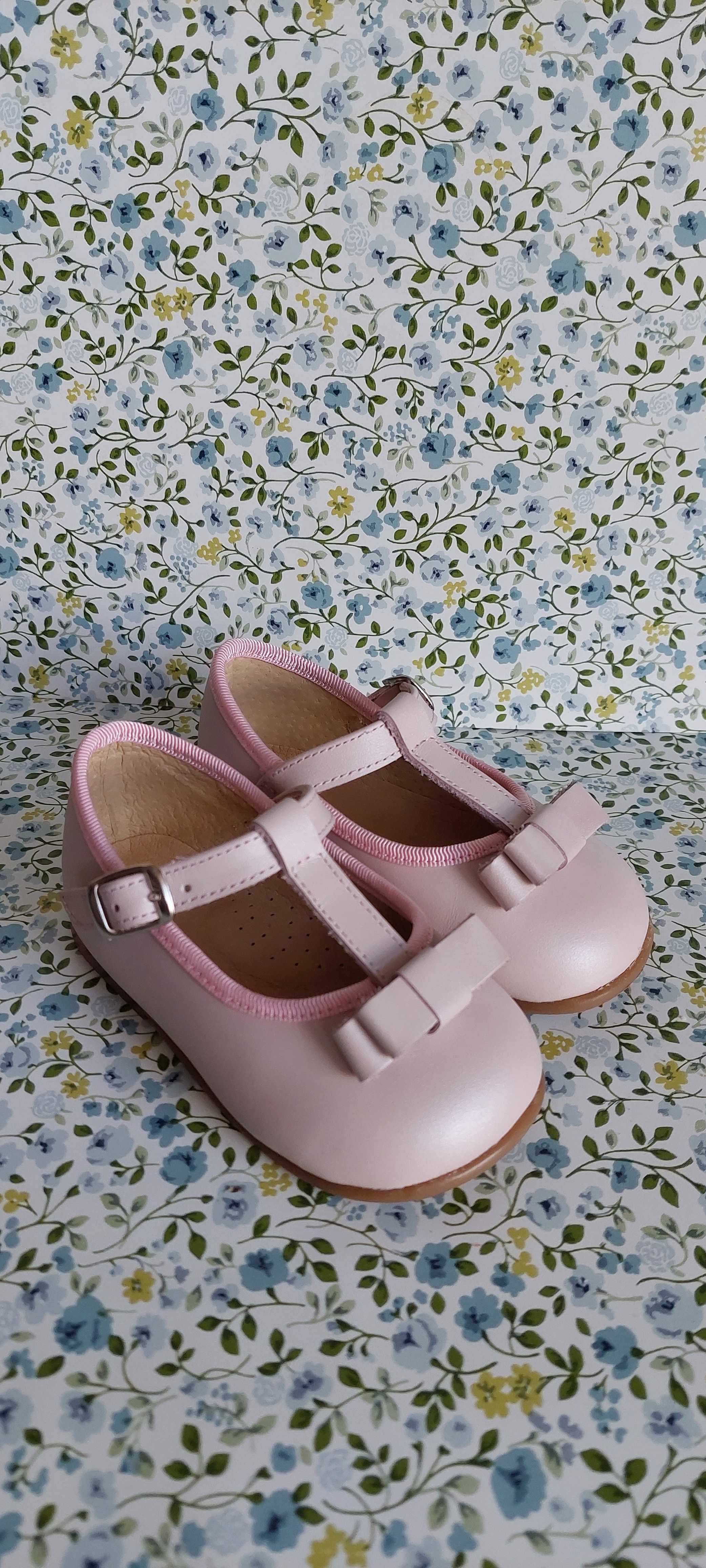 Обувчици, пантофки, балеринки с панделка в розово 20 номер