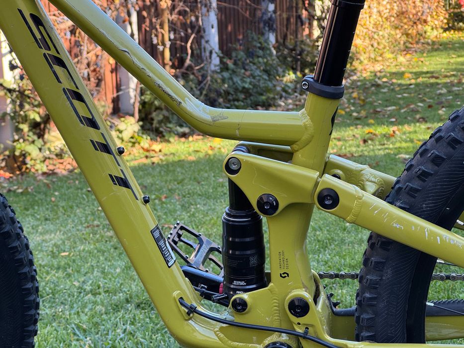 Vand Scott Ransom 26”, ful suspension
Bonus: cască O’Neill inclusă .