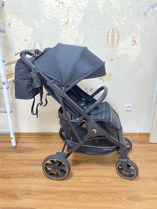 Новая коляска (в коробке)