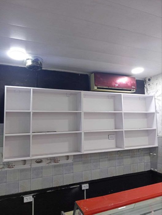 Витринный мебель